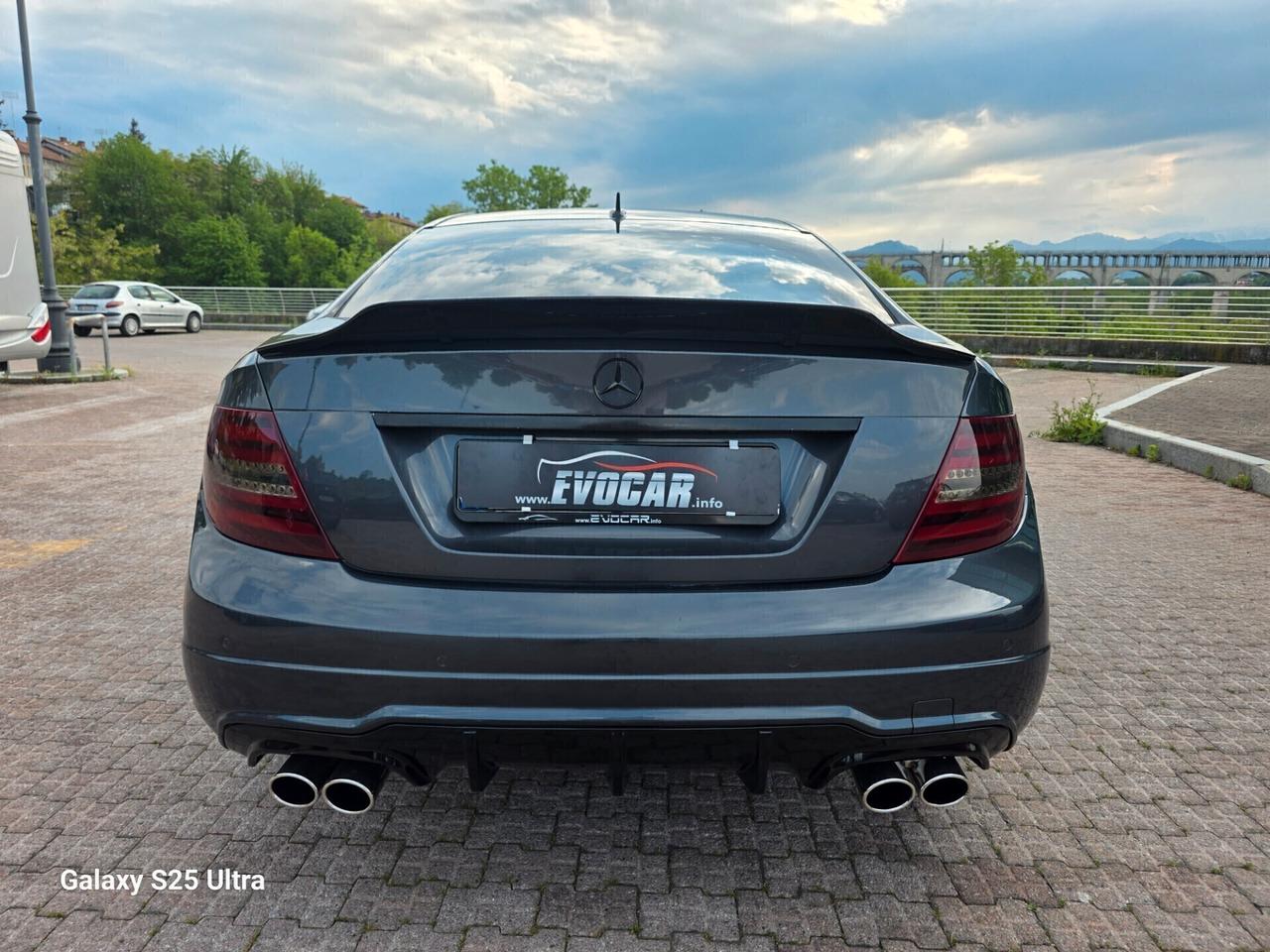 Mercedes C220 coupe AMG valutiamo usato /scambio