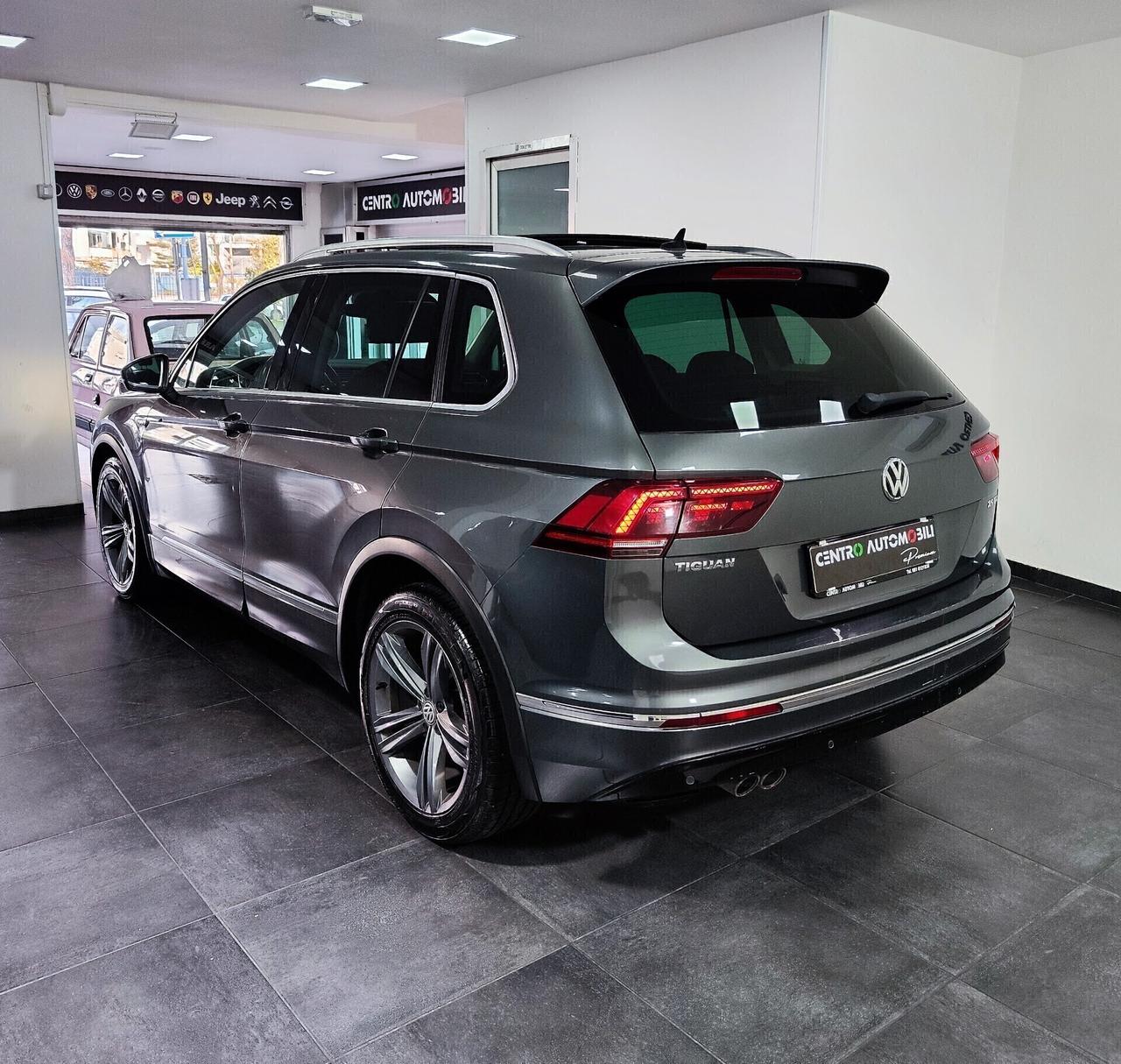 Volkswagen Tiguan 2.0 TDI 150cv DSG RLINE TETTO UNICO PROPRIETARIO