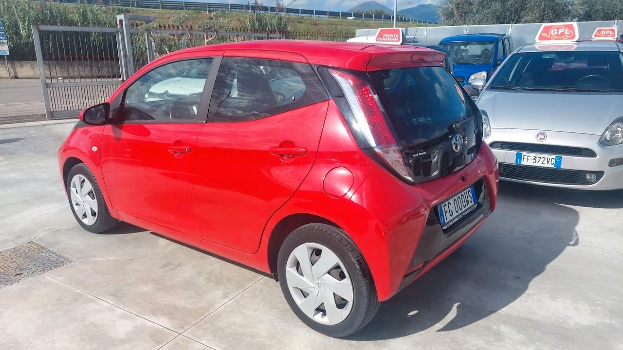 Toyota Aygo 1.0 VVT-i 69 CV 5 porte 2017