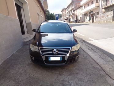 Volkswagen Passat SW 2.0 TDI 140CV (Finanziabile)
