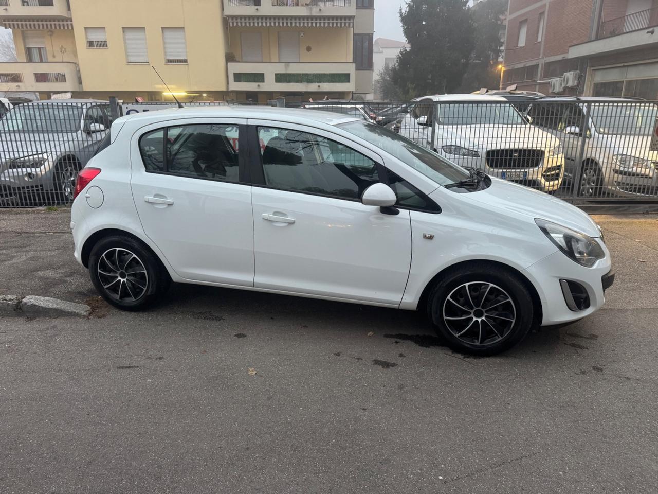 Opel Corsa 1.2 85CV 5 P GPL neopat garanzia 12 mesi
