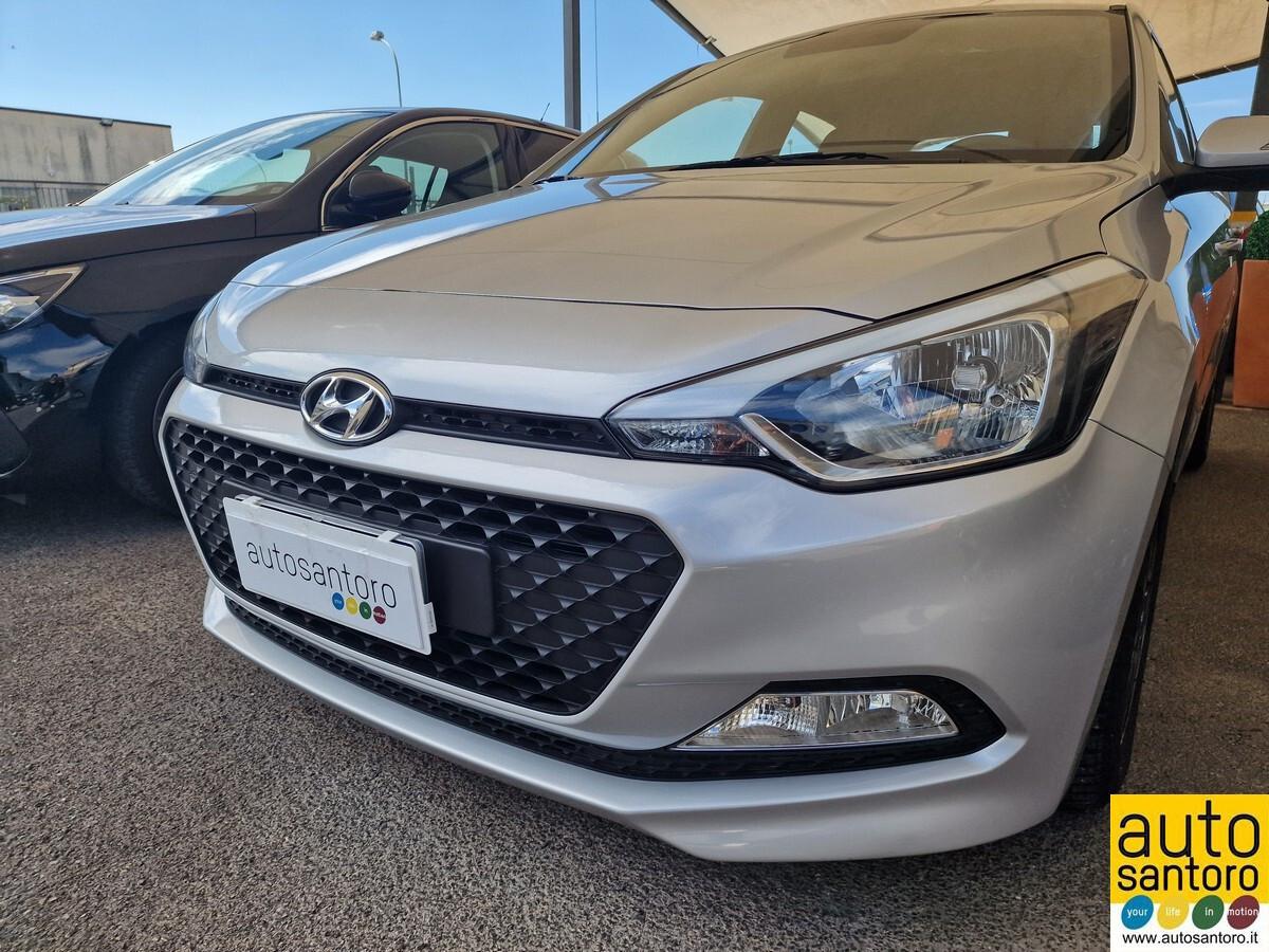 HYUNDAI I20 1.2 BLACKLINE