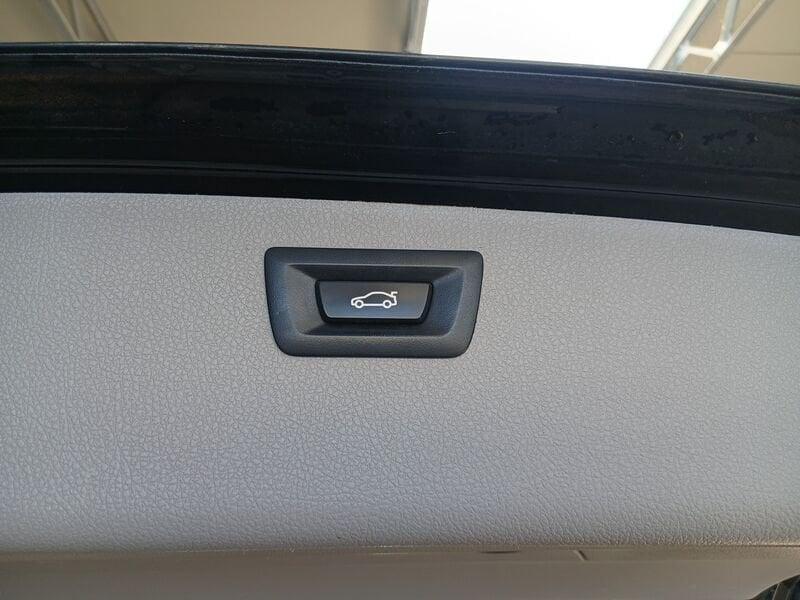 BMW Serie 3 320d Business Advantage Autom.
