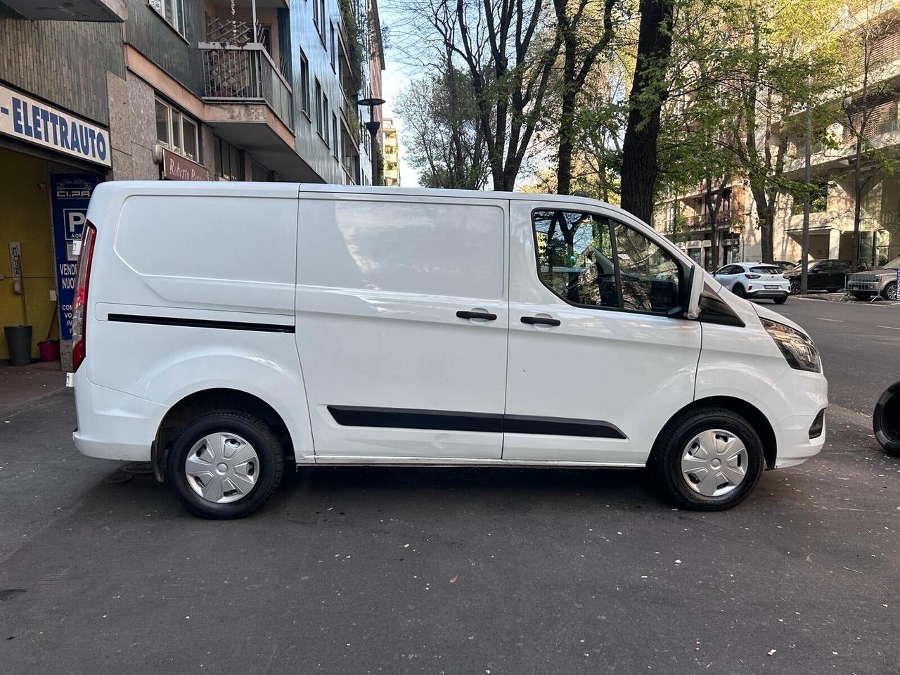 Ford transit custom 280 trend L1H1 12 MESI DI GARANZIA PREZZO+ IVA