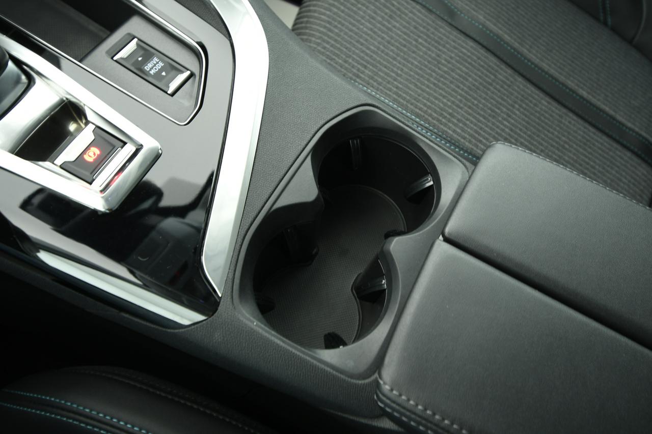 PEUGEOT 5008 1.5 bluehdi Allure Pack s&s 130cv eat8 CAMERA+APP CONNECT