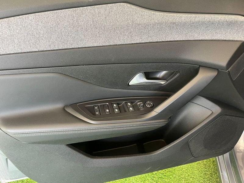 Peugeot 308 BlueHDi 130 EAT8 S&S Allure