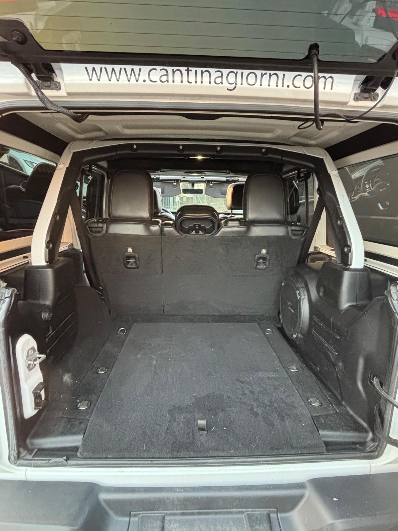 Jeep Wrangler Unlimited 2.2 Mjt II Sahara