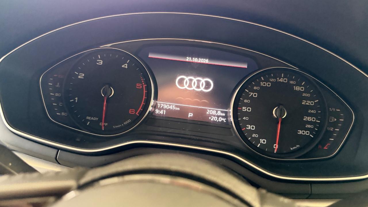 Audi A4 Avant 30 TDI S line edition