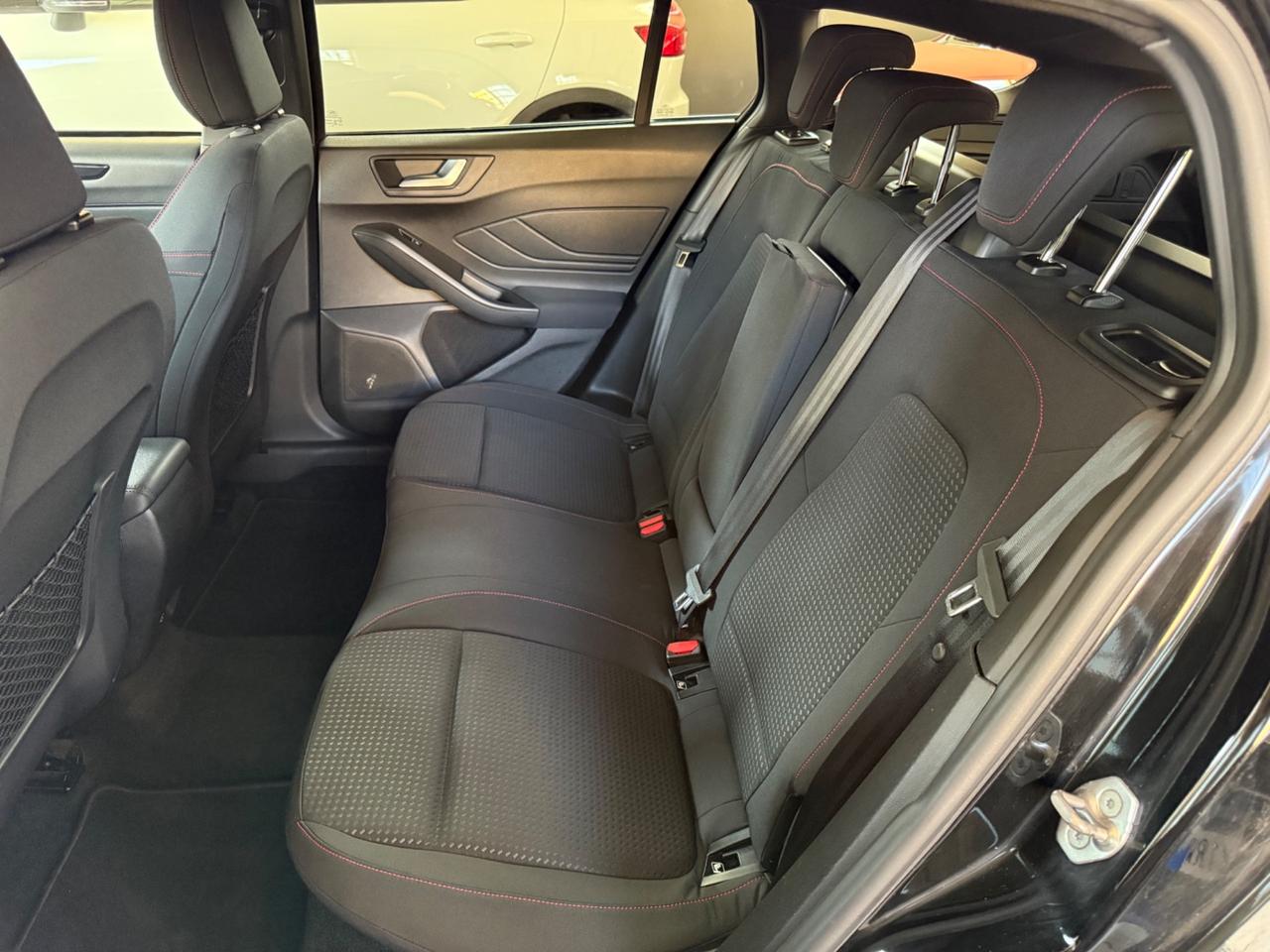 Ford Focus 1.0 EcoBoost 125 CV automatico SW ST-Line