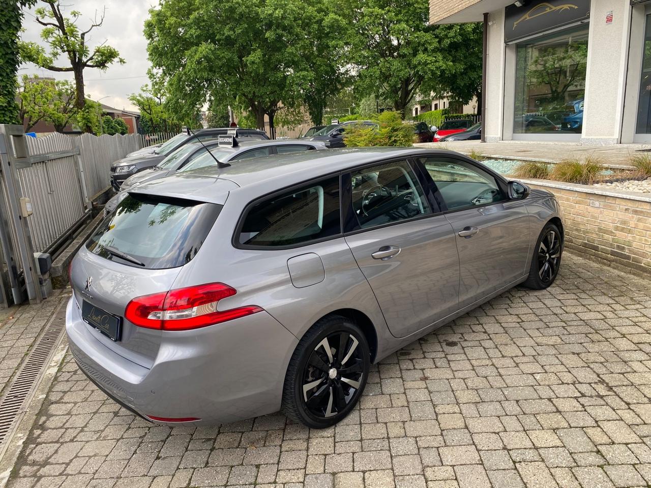 Peugeot 308 BlueHDi 100 S&S SW Active