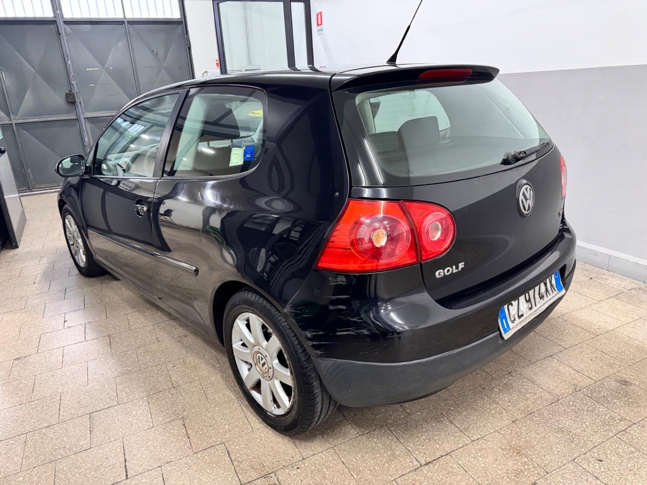 Volkswagen Golf 1.9 TDi 105 Cv 3p.Sportline 2006