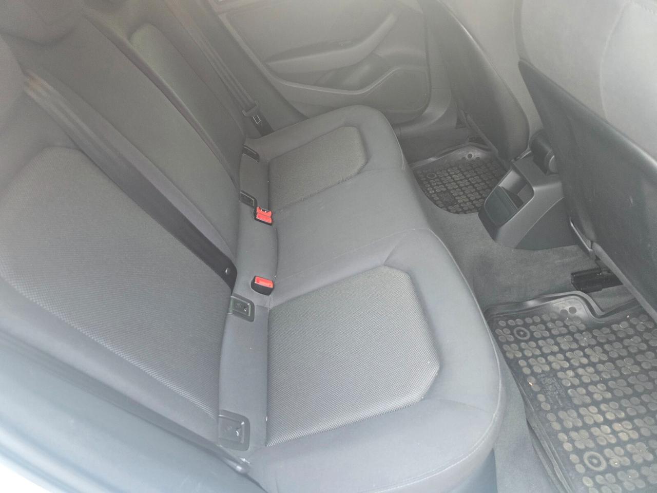 Audi A3 Sedan 1.6 TDI 116 CV S tronic Business
