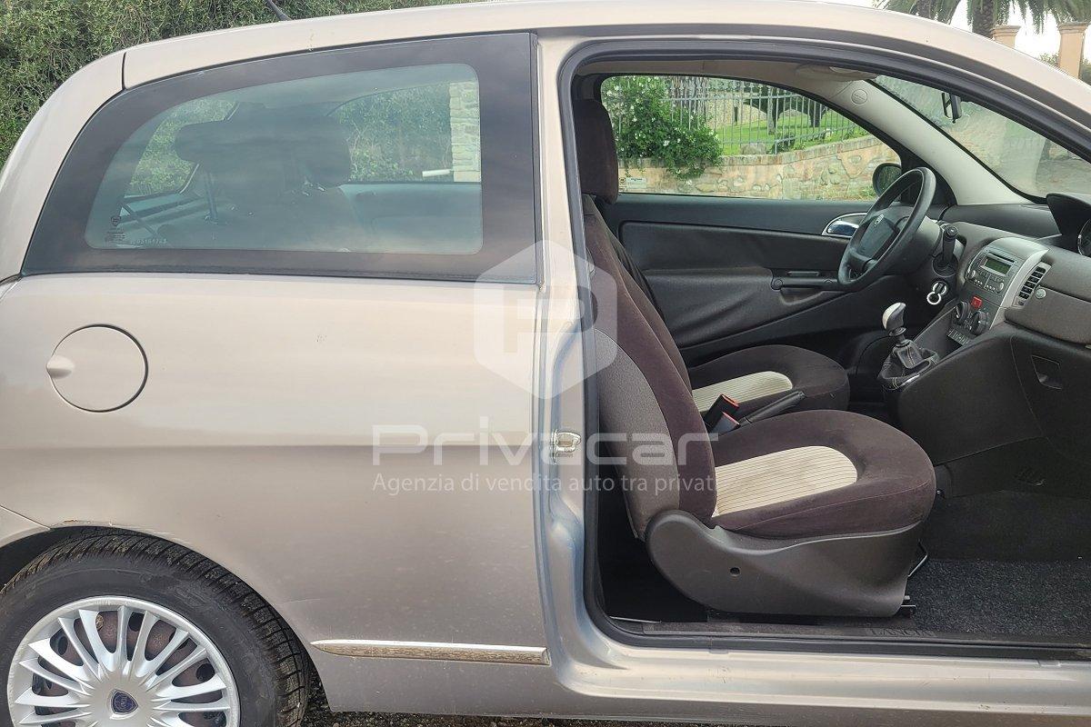 LANCIA Ypsilon 1.2 Oro