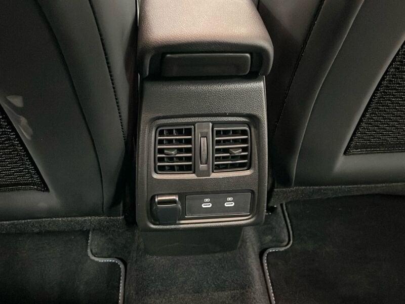 Renault Symbioz techno full hybrid E-Tech 145cv