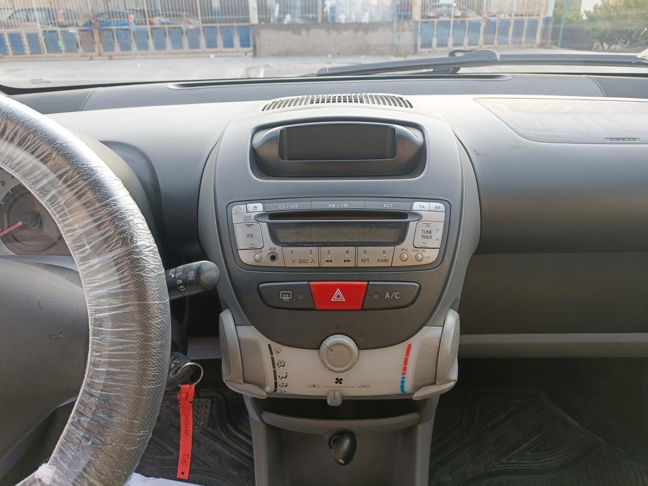 Peugeot 107 1.0 68CV 5p. Sweet Years
