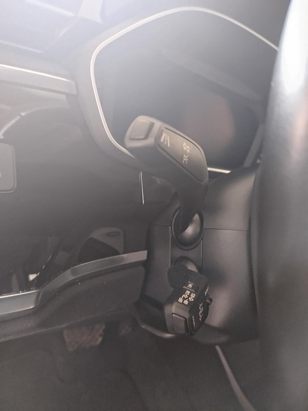 Audi Q3 40 TDI quattro S tronic Business Advanced