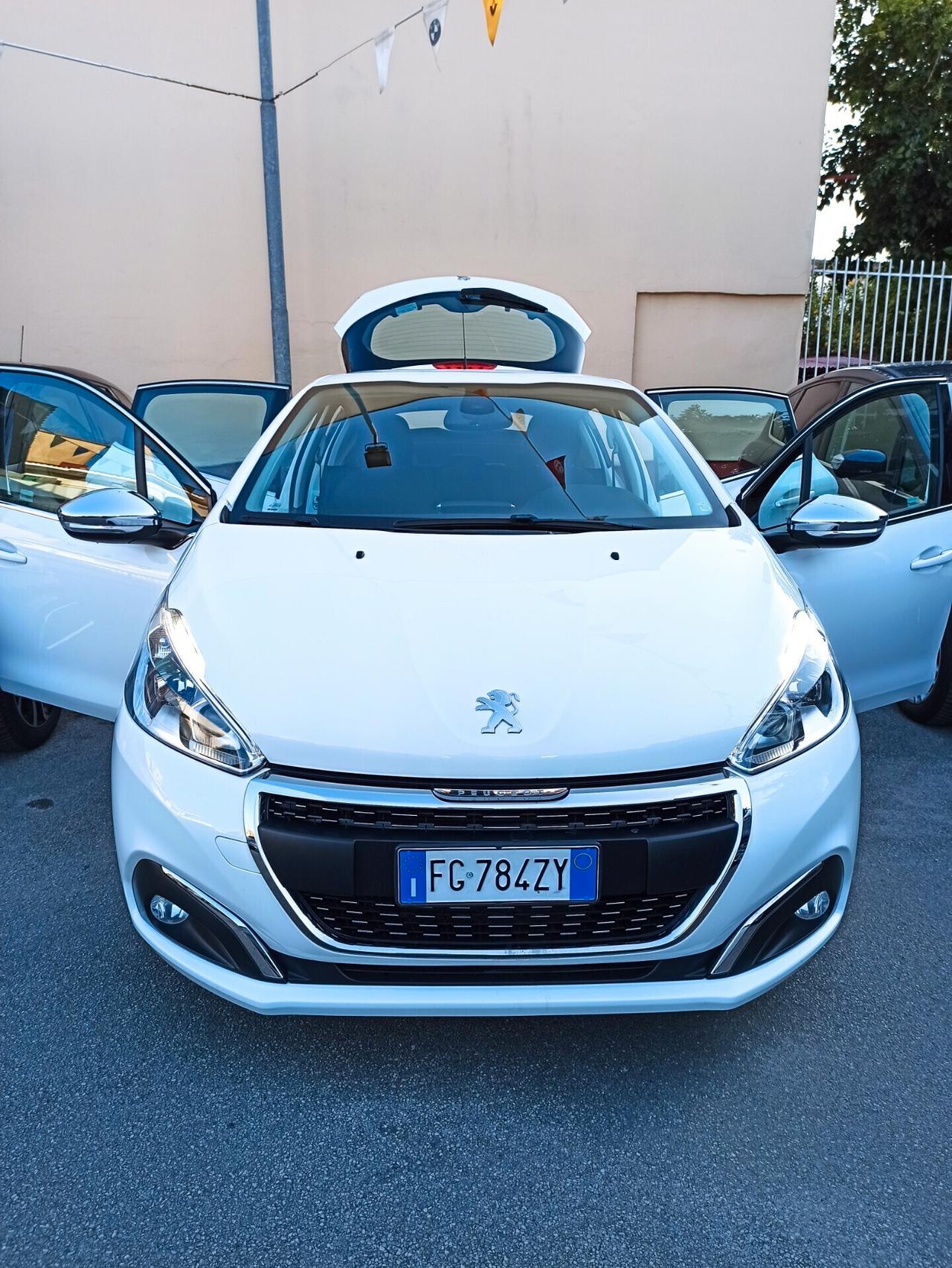 Peugeot 208 1.6 BlueHDi 75 cv 5 porte Allure