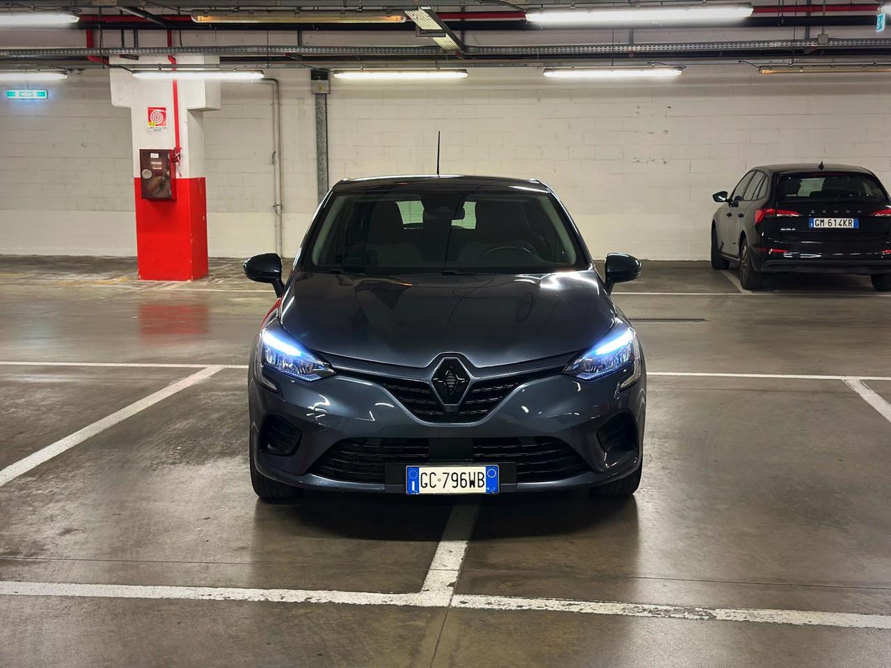 Renault Clio TCe 12V 100 CV 5 porte Zen Garanzia 12 Mesi