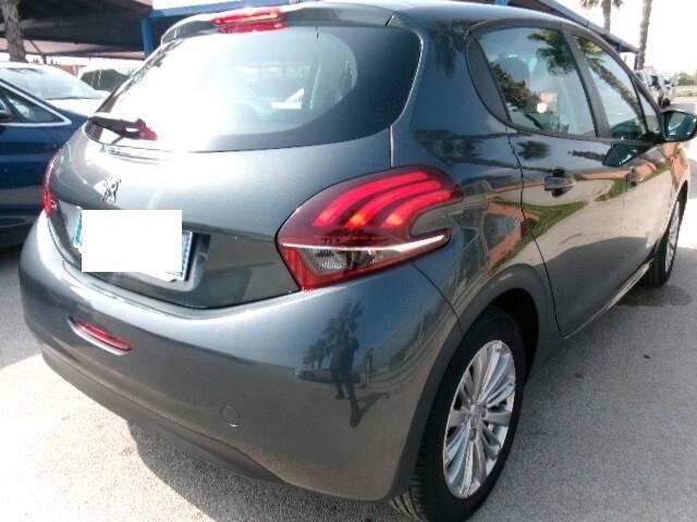 Peugeot 208 BlueHDi 75 5 porte Allure