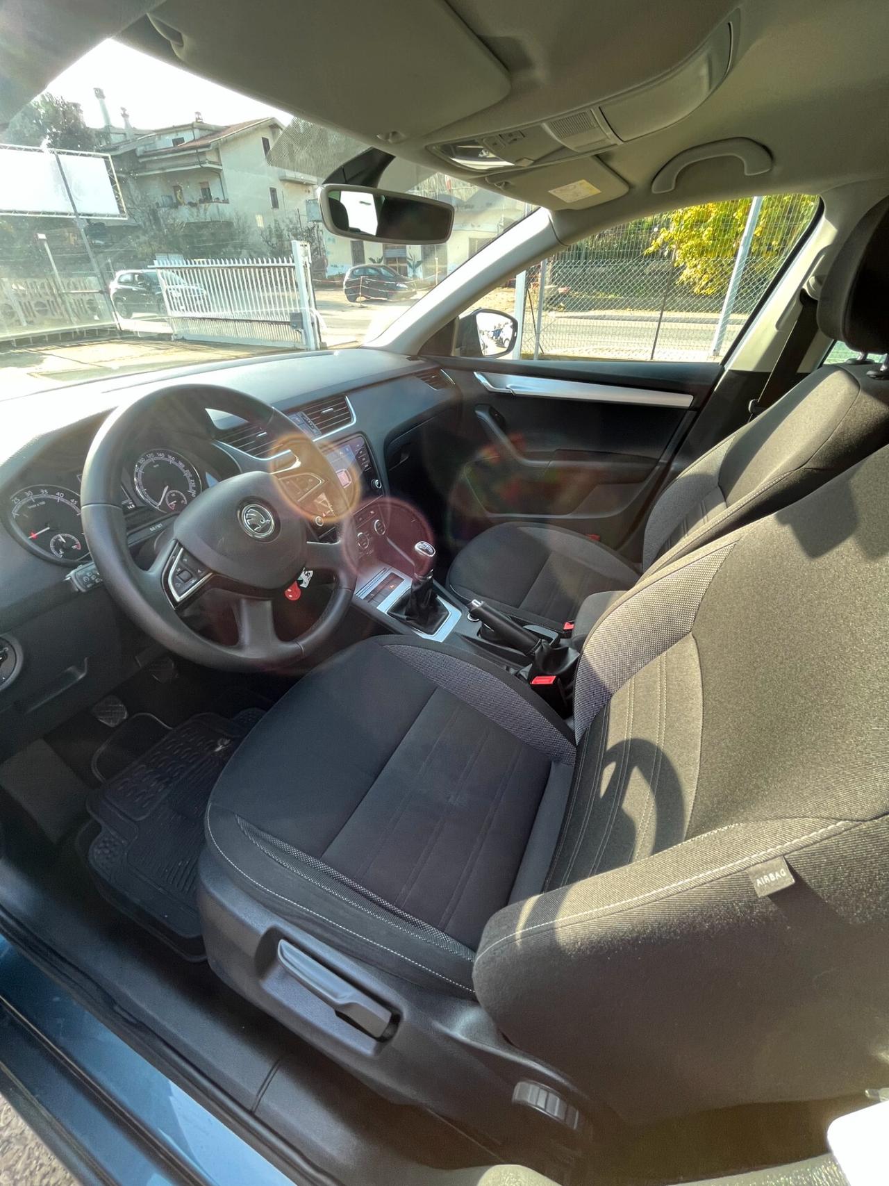 Skoda Octavia 1.6 TDI SCR 115 CV Wagon Ambition