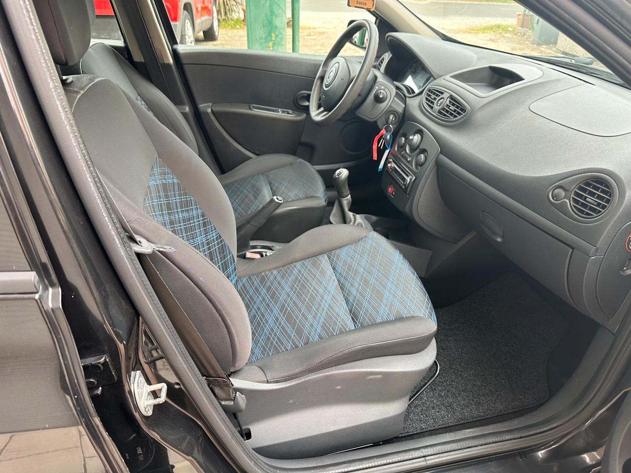 Renault Clio 1.2 Pack (12 RATE)