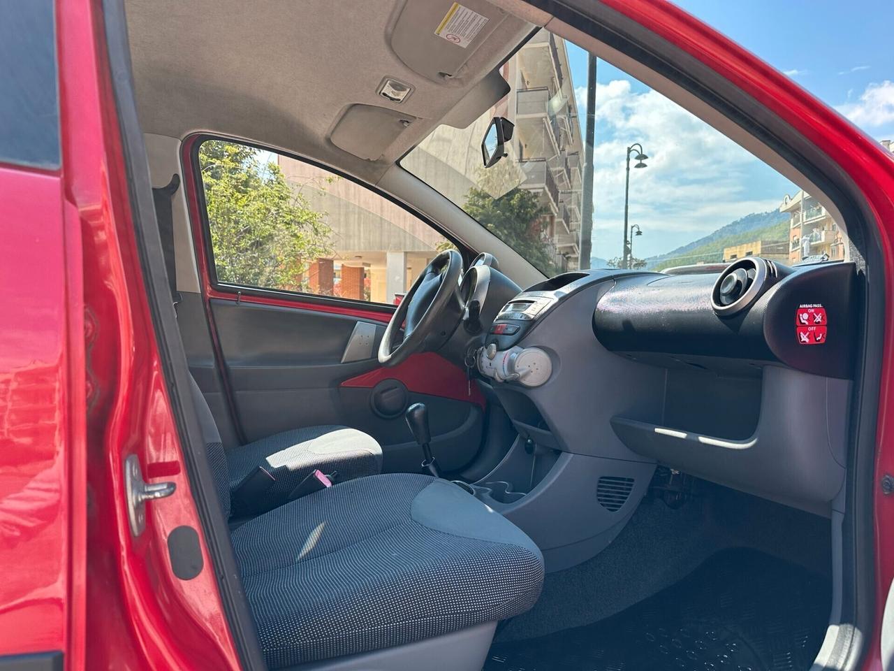 Peugeot 107 1.0 68CV 5p. Plaisir