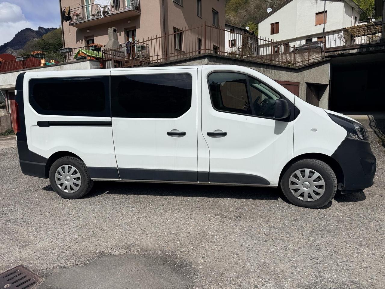 Opel Vivaro 27 1.6 CDTI PC-TN Combi