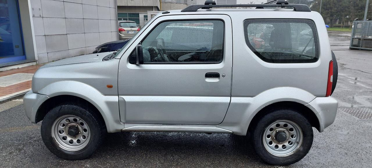 Suzuki Jimny 1.3i 16V cat 4WD JLX
