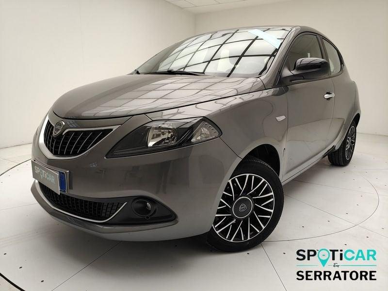 Lancia Ypsilon III 2021 1.0 firefly hybrid Gold Plus s&s 70cv 5p.ti