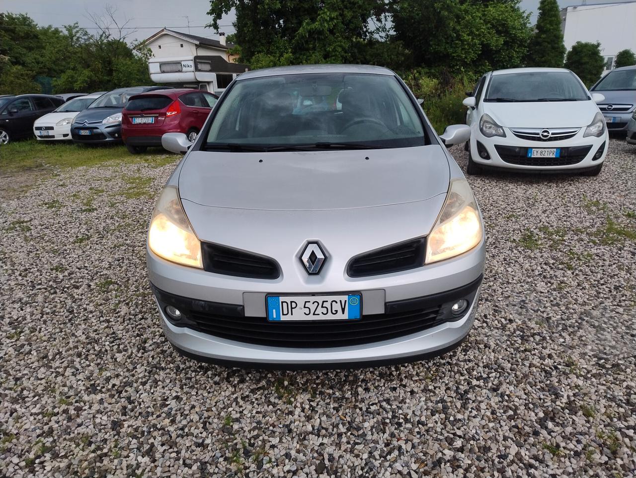 Renault Clio 1.2 16V 3 porte Le Iene