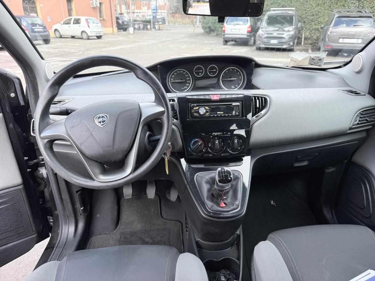 Lancia Ypsilon 1.2 69 CV 5 porte GPL Ecochic Gold