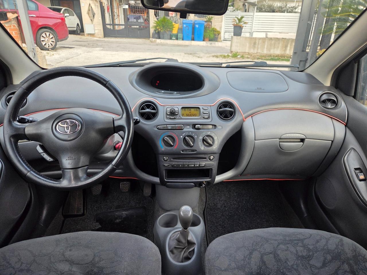 Toyota Yaris 1.0i 16V cat 5 porte - 2002