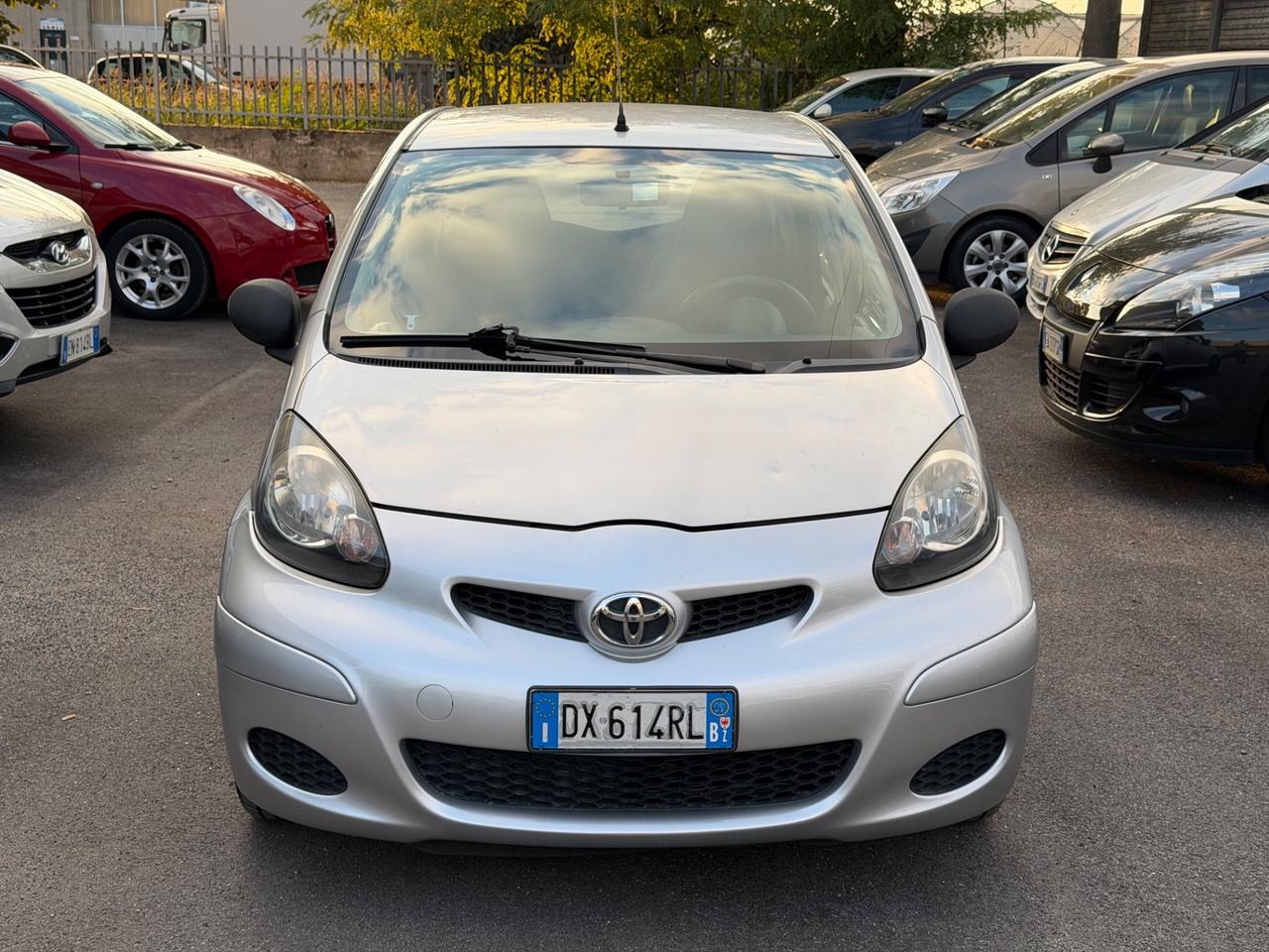 Toyota Aygo 1.0 12V VVT-i 5 porte Sol