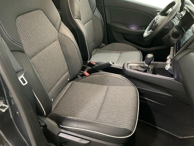 RENAULT Clio 1.6 E-Tech hybrid Intens 140cv auto my21