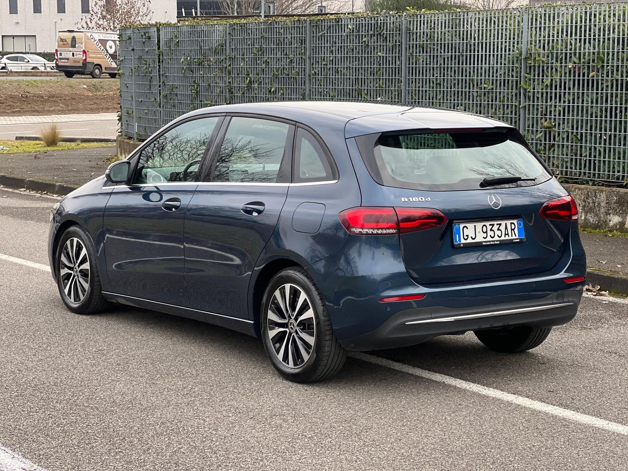 Mercedes-benz B 180 Diesel Ok Neopatentati