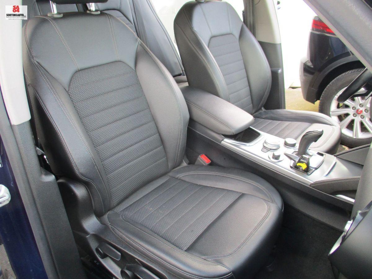 A.R.Stelvio 2.2 T.diesel 190CV AT8 Q4 SPRINT 2021