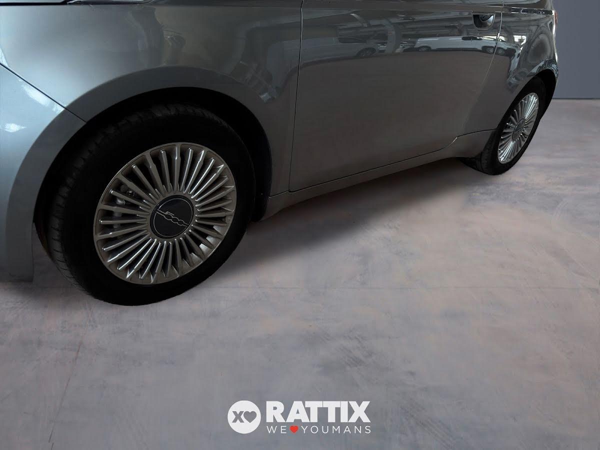 Fiat 500e motore elettrico 42 kWh