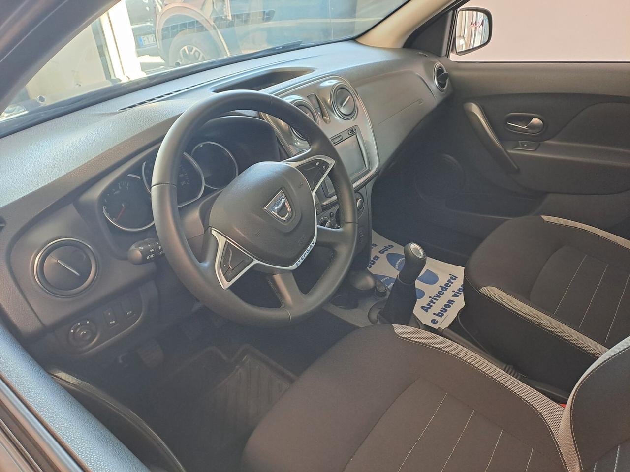 Dacia Sandero stepway 1000b