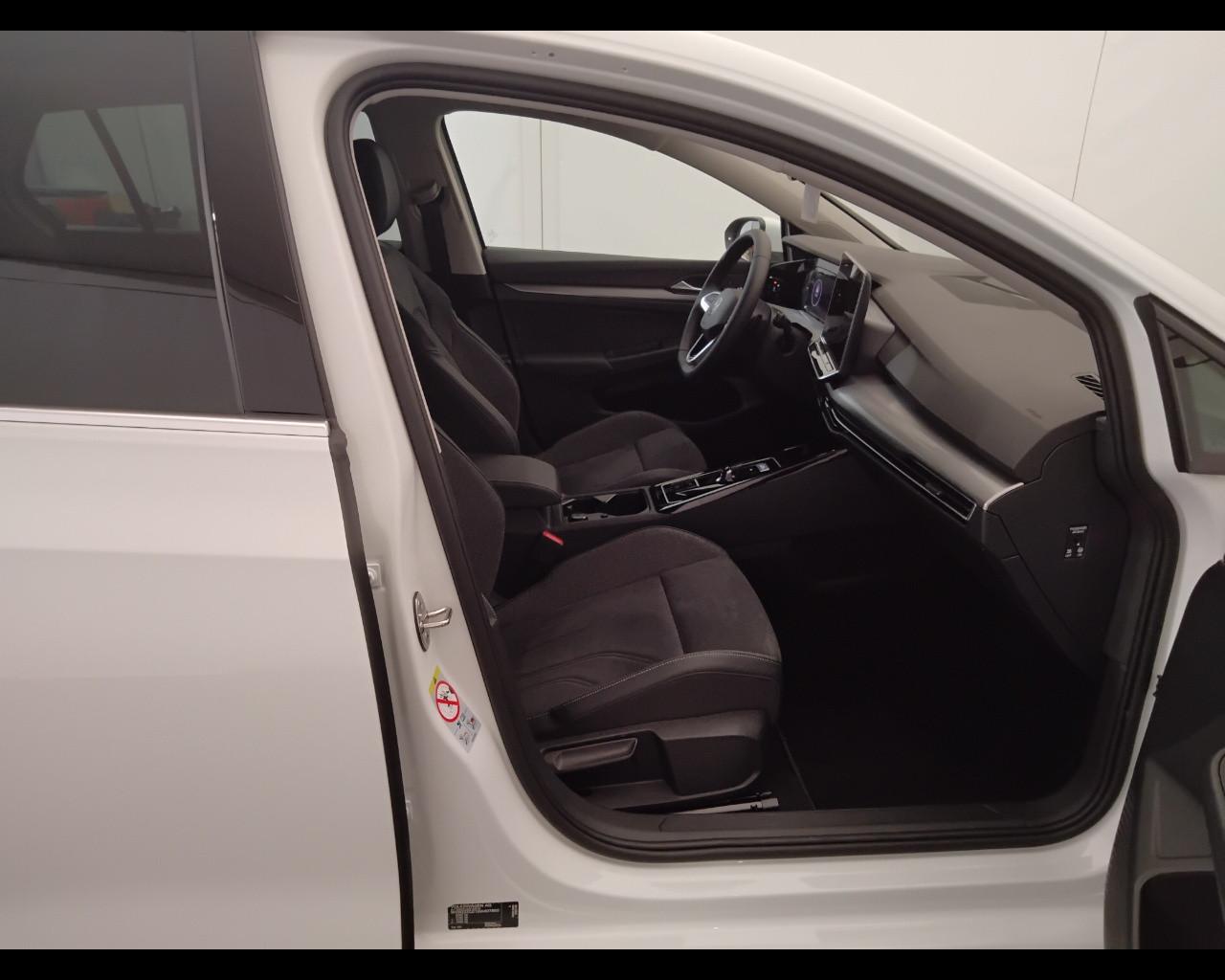 VOLKSWAGEN Golf VIII 2024 - Golf 1.5 tsi ehybrid Style 204cv dsg