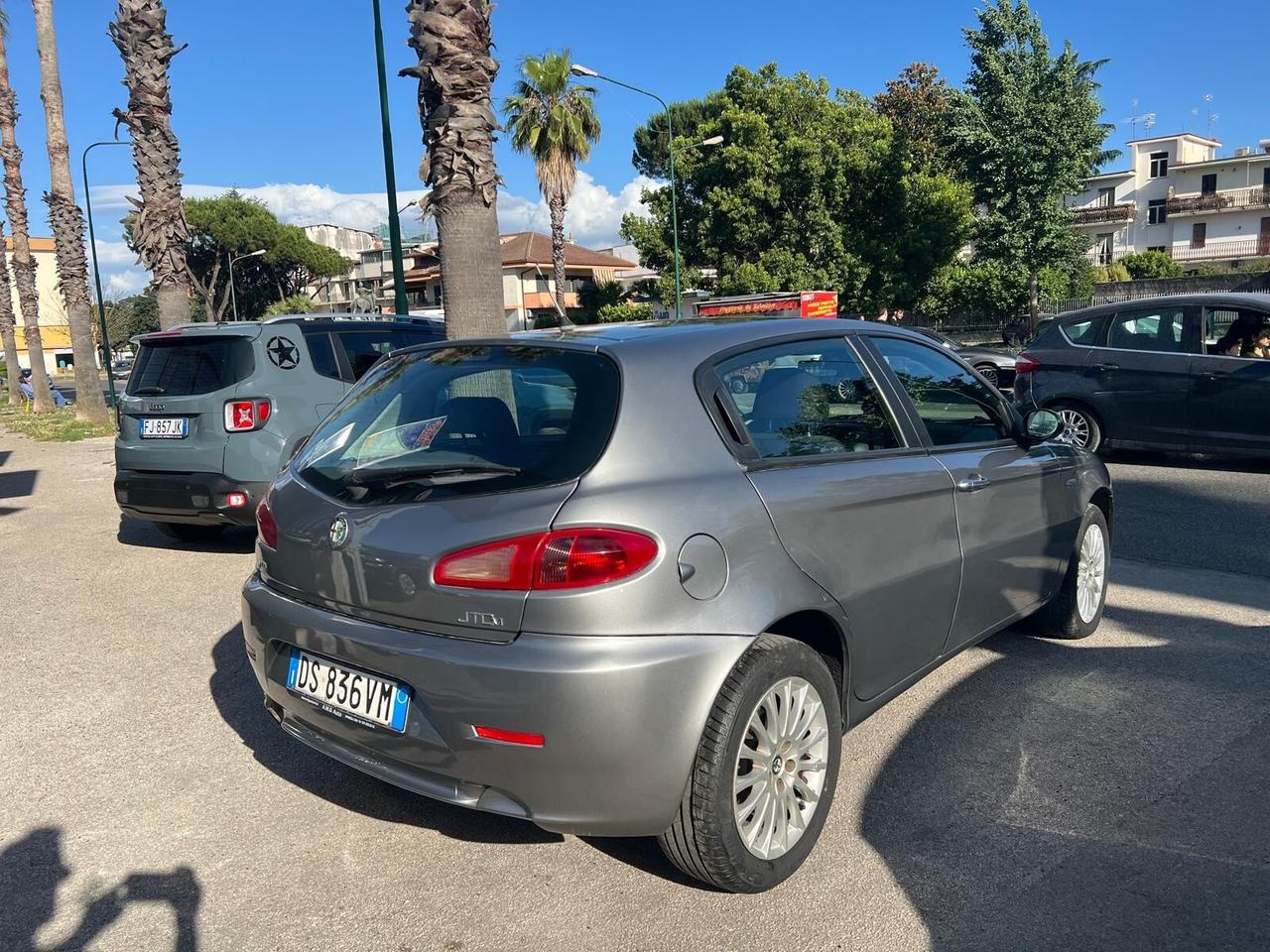 Alfa Romeo 147 1.9 JTD (120) 88 KW 5 porte Distinctive