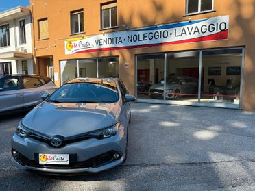 Toyota Auris 1.8 Hybrid Lounge Automatica
