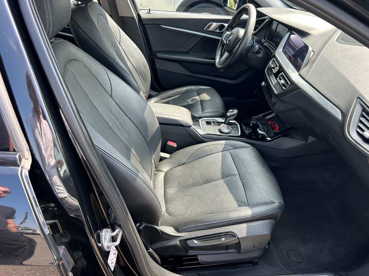 Bmw 118 118d 5p. Luxury