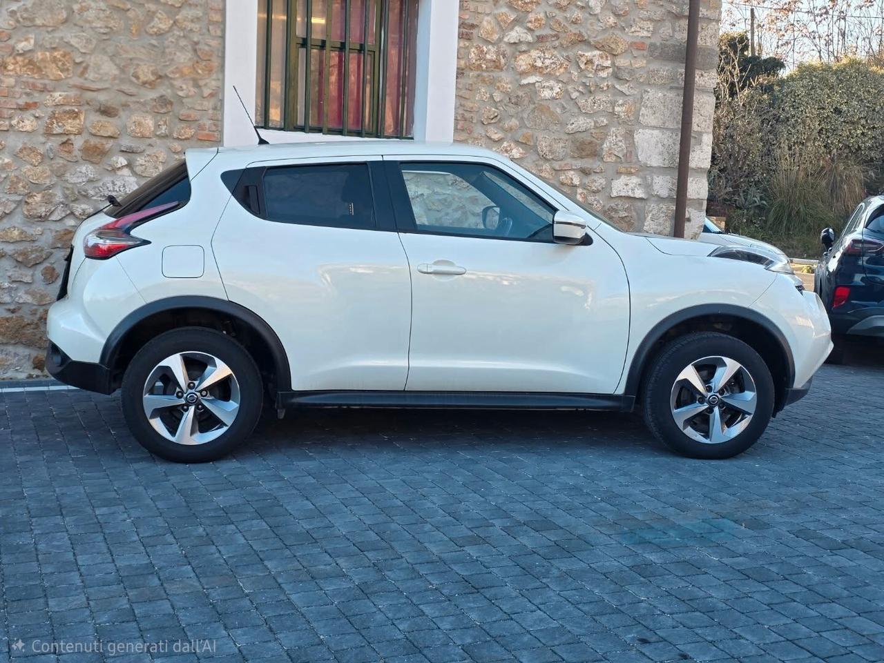 Nissan Juke 1.6 GPL Acenta