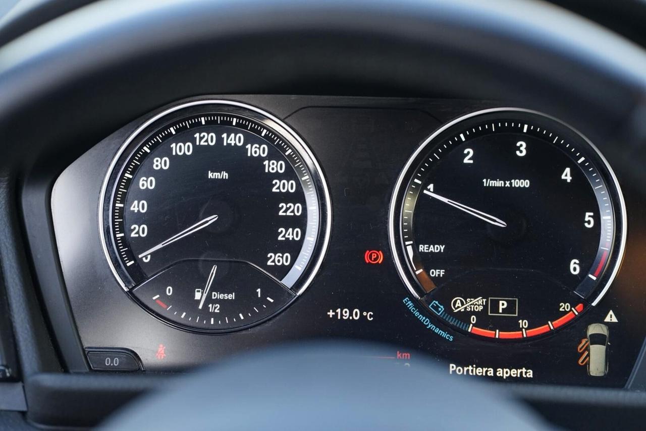 BMW 216 216d Active Tourer Luxury