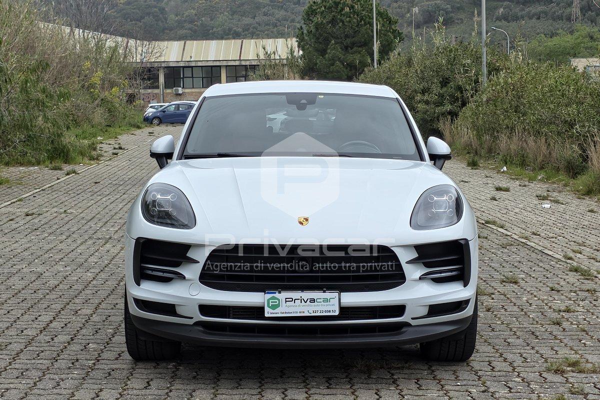 PORSCHE Macan 2.0