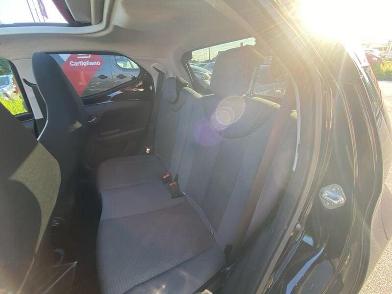 Toyota Aygo Connect 1.0 VVT-i 72 CV 5 porte x-wave
