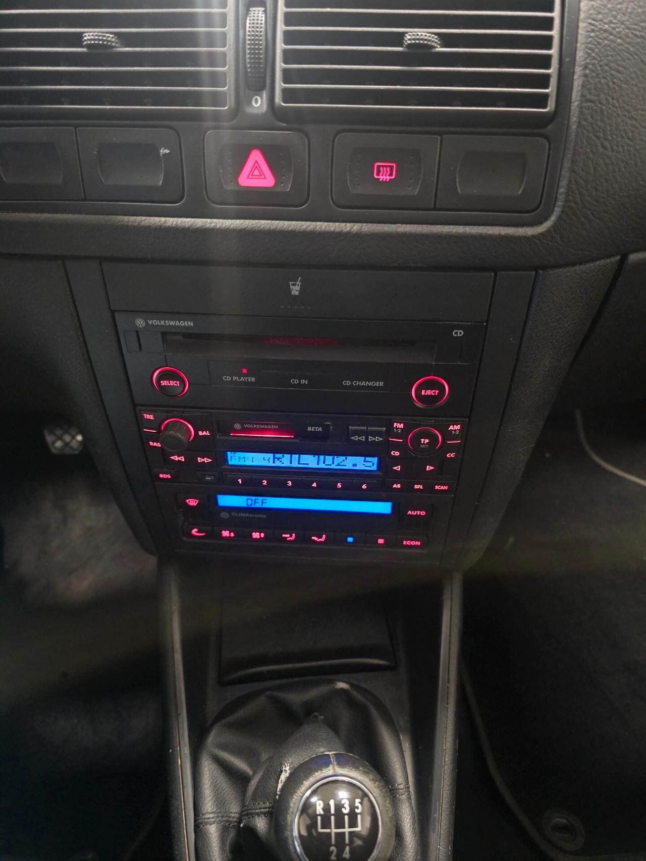 Volkswagen Golf 1.6 16V FSI 3p. Comfortline