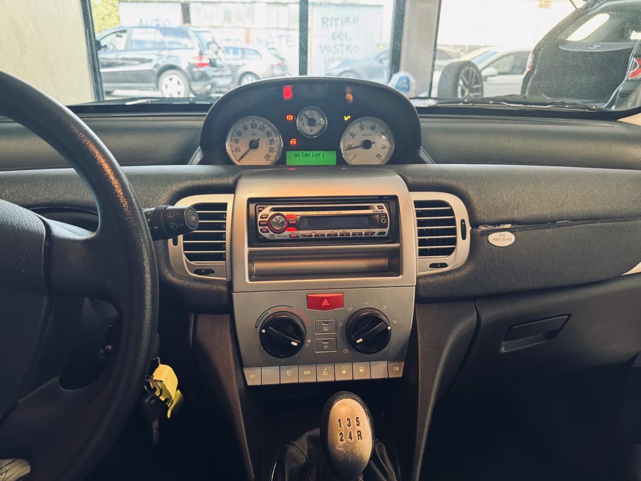 Lancia Ypsilon 1.2 Argento