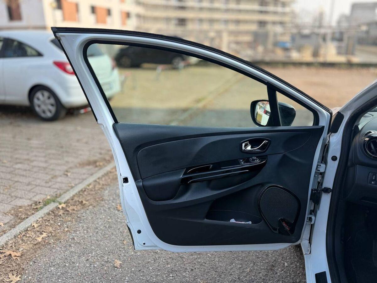 Renault Clio 1.5 dci Live 75cv