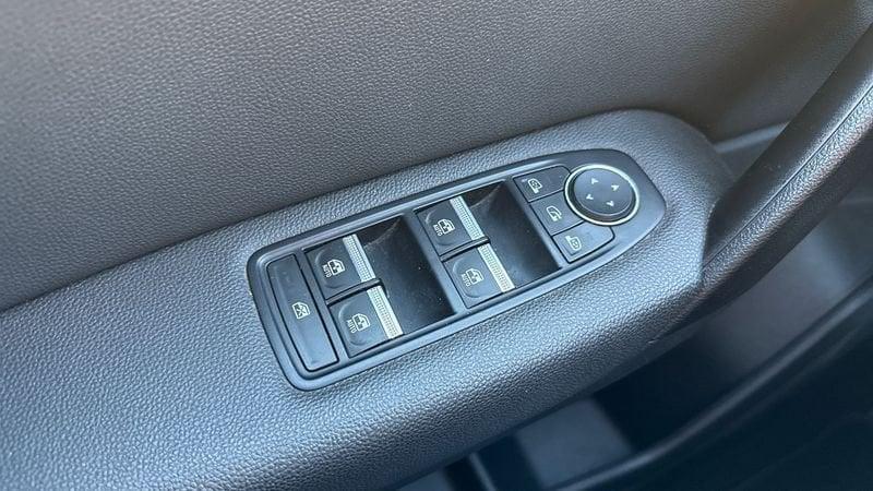 Renault Captur II 2019 1.6 E-TECH Plug-in Hybrid 160cv Intens Auto